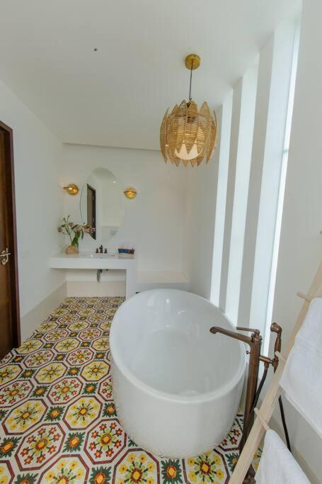 Presidential Luxury Villa Anjuna With Pvt Pool & Bathtub, Most Prime Location Dış mekan fotoğraf